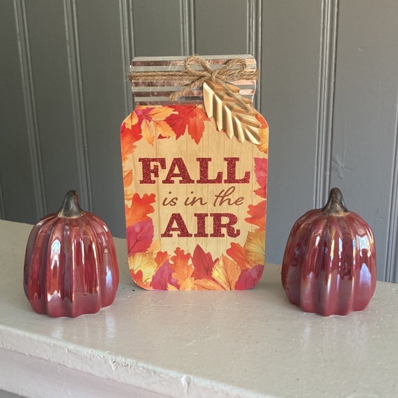 🆕2 Cranberry Pearl Porcelain Pumpkins & Fall Is In The Air Wood Mason Jar Sign - Picture 3 of 17